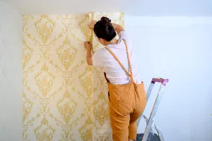 Wallpaper Fixing Service