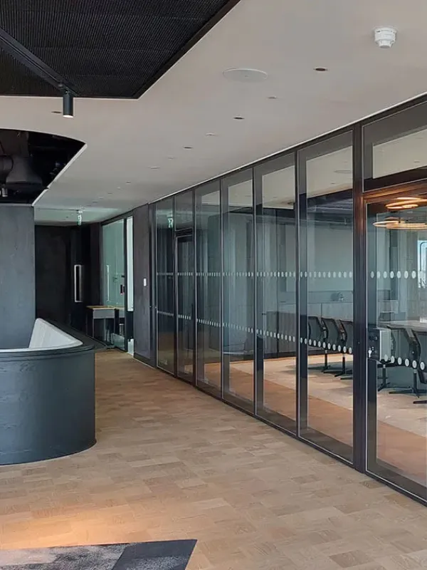 Glass Partition 12 Hospitality Areas